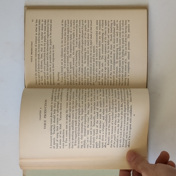 The Primary Teacher's Guide to Speech Training - 1941 educational guide - Picture 9 of 15
